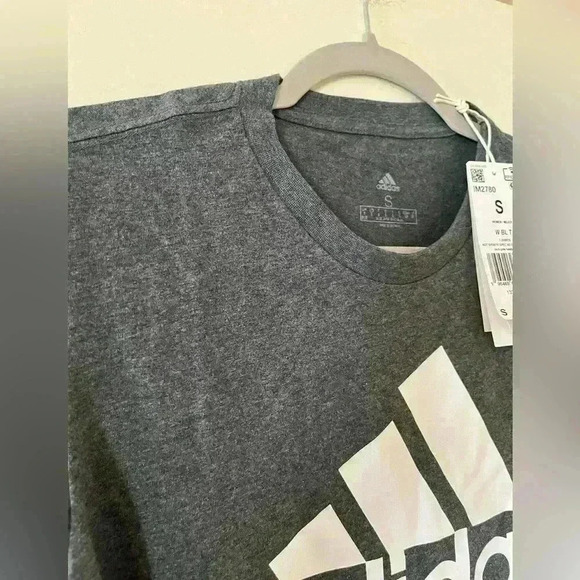 NWT Adidas Gray T-shirt with Logo Men’s Size S - Picture 4 of 6